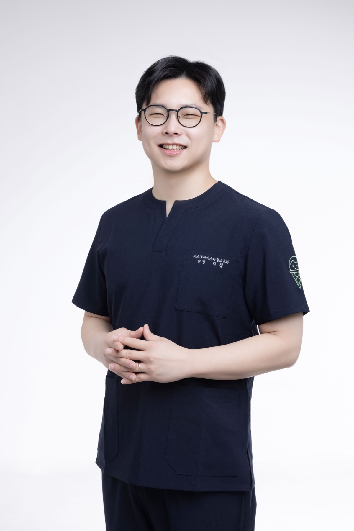 퍼스트아이소아청소년과 진철 원장